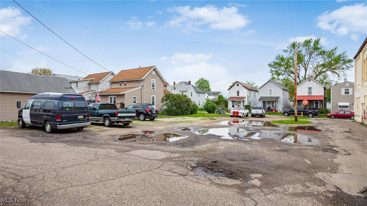 1146 Walnut Street Coshocton OH 43812