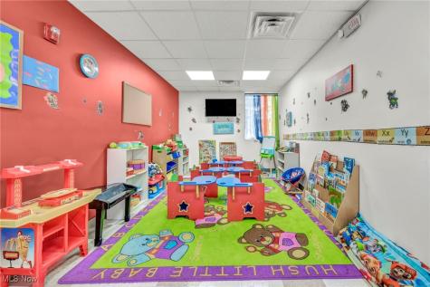 401-405 Broadway Avenue Bedford OH 44146