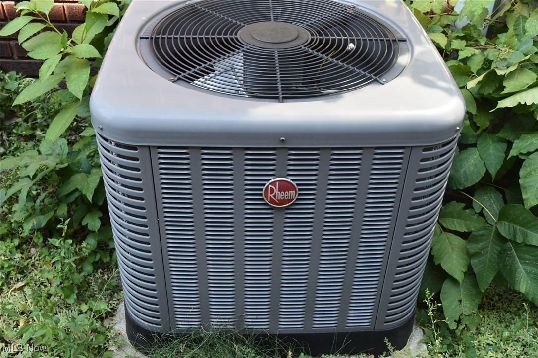 205 N 5th Street Martins Ferry OH 43935