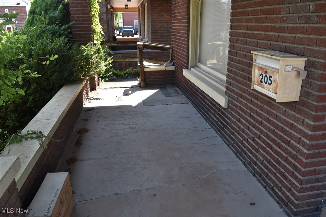 205 N 5th Street Martins Ferry OH 43935