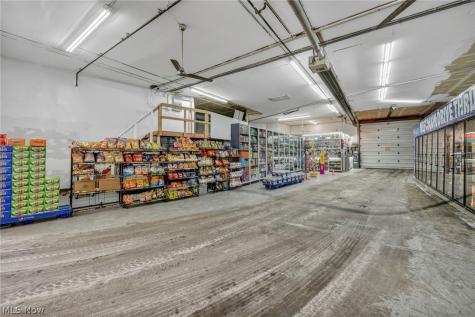 1616 W Main Street Louisville OH 44641