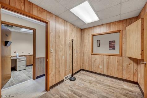 1616 W Main Street Louisville OH 44641