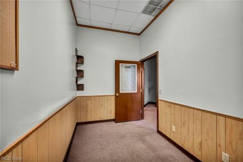 1616 W Main Street Louisville OH 44641