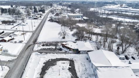 1616 W Main Street Louisville OH 44641