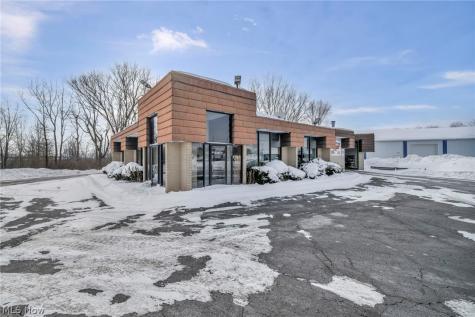 1616 W Main Street Louisville OH 44641