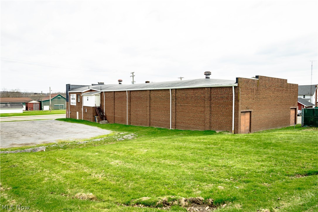 134 W Lisbon Street Waynesburg OH 44688