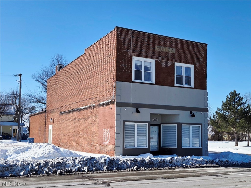 1302 Broadway Avenue Lorain OH 44052