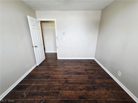 1302 Broadway Avenue Lorain OH 44052