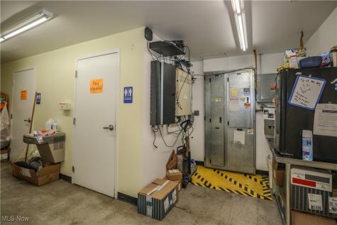 1342 State Route 14 Deerfield OH 44411