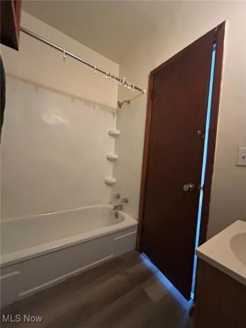 11013 Harvey Avenue Cleveland OH 44104