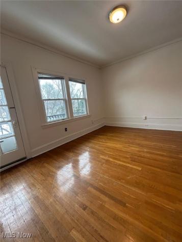 11013 Harvey Avenue Cleveland OH 44104