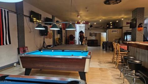 4450 Broadview Road Cleveland OH 44109