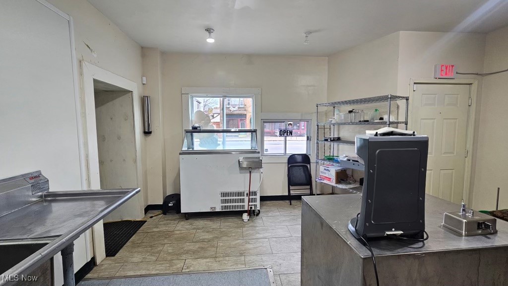 4450 Broadview Road Cleveland OH 44109