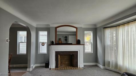 4450 Broadview Road Cleveland OH 44109