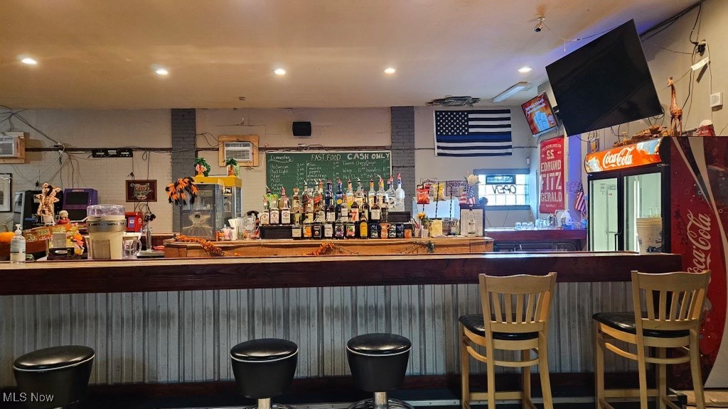 4450 Broadview Road Cleveland OH 44109