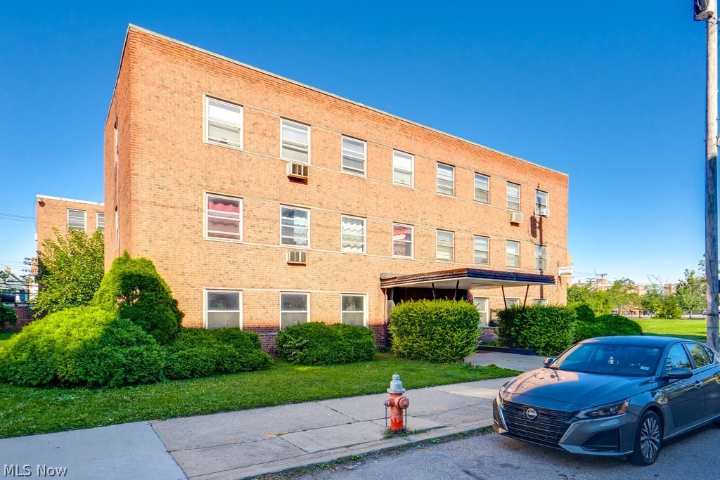 2812 E 130th Street Cleveland OH 44120