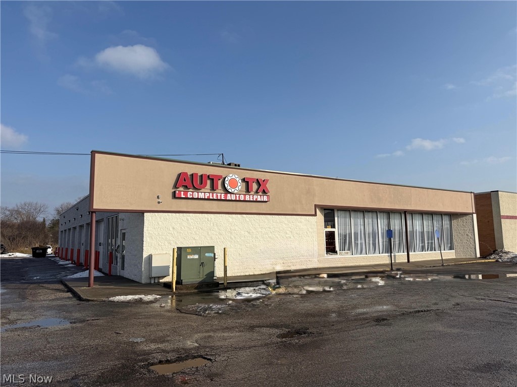 4635 Northfield Road North Randall OH 44128