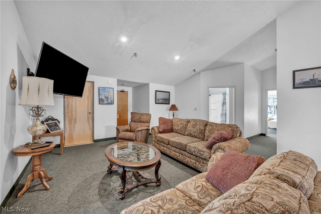 2039 E Harbor Road Port Clinton OH 43452