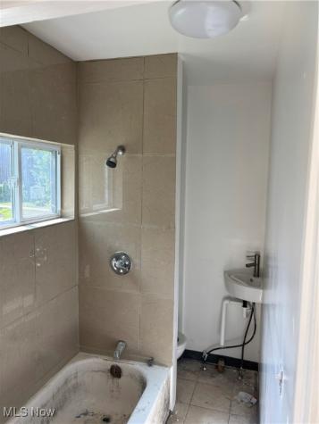 909 Grant Street Akron OH 44311