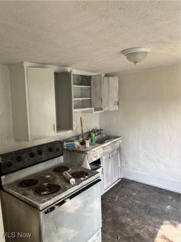 909 Grant Street Akron OH 44311