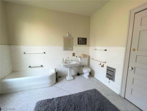 1435 Market Avenue N Canton OH 44714