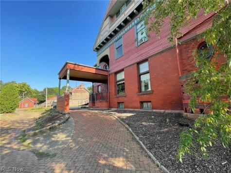 1435 Market Avenue N Canton OH 44714