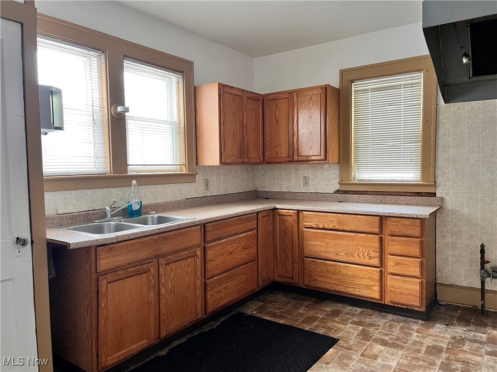 4125-4129 Station Avenue Ashtabula OH 44004