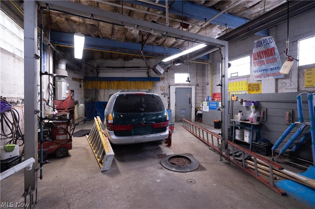 2050 W 65th Street Cleveland OH 44102