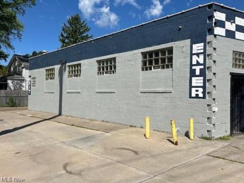 2050 W 65th Street Cleveland OH 44102