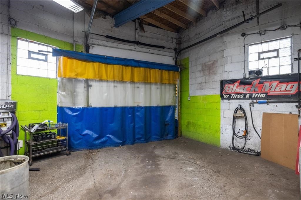 2050 W 65th Street Cleveland OH 44102
