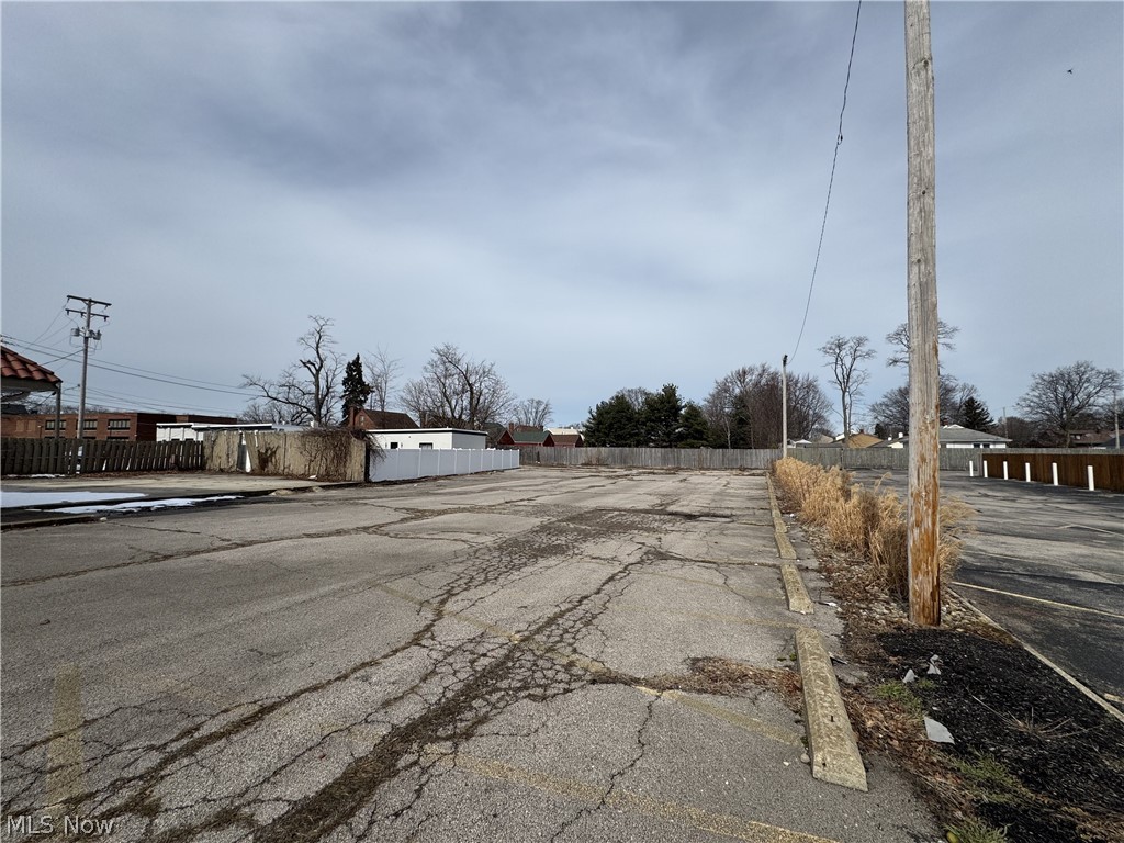 9047 Mentor Avenue Mentor OH 44060