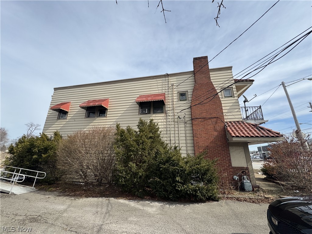 9047 Mentor Avenue Mentor OH 44060