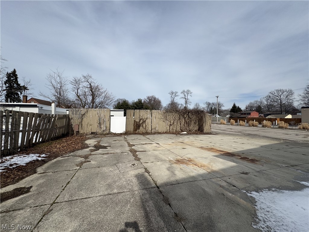 9047 Mentor Avenue Mentor OH 44060
