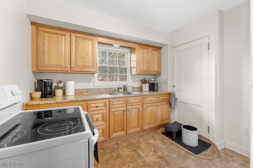 203 Glamorgan Street Alliance OH 44601