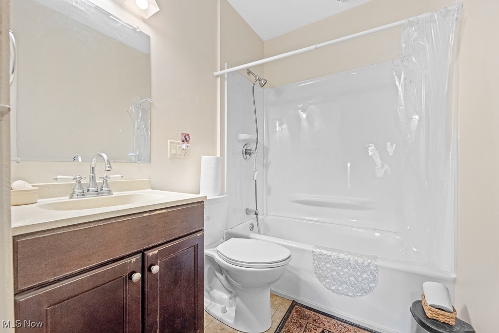 203 Glamorgan Street Alliance OH 44601