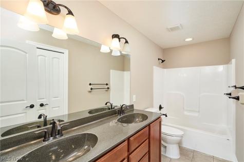 4250 Lynn Road Ravenna OH 44266