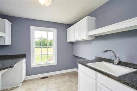 4250 Lynn Road Ravenna OH 44266