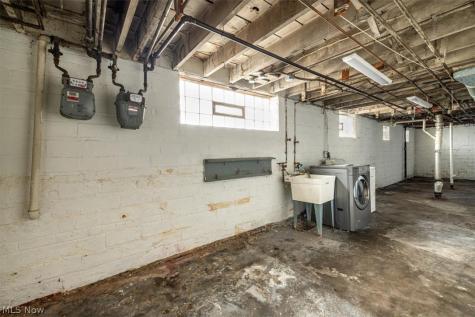 3541 W 105th Street Cleveland OH 44111