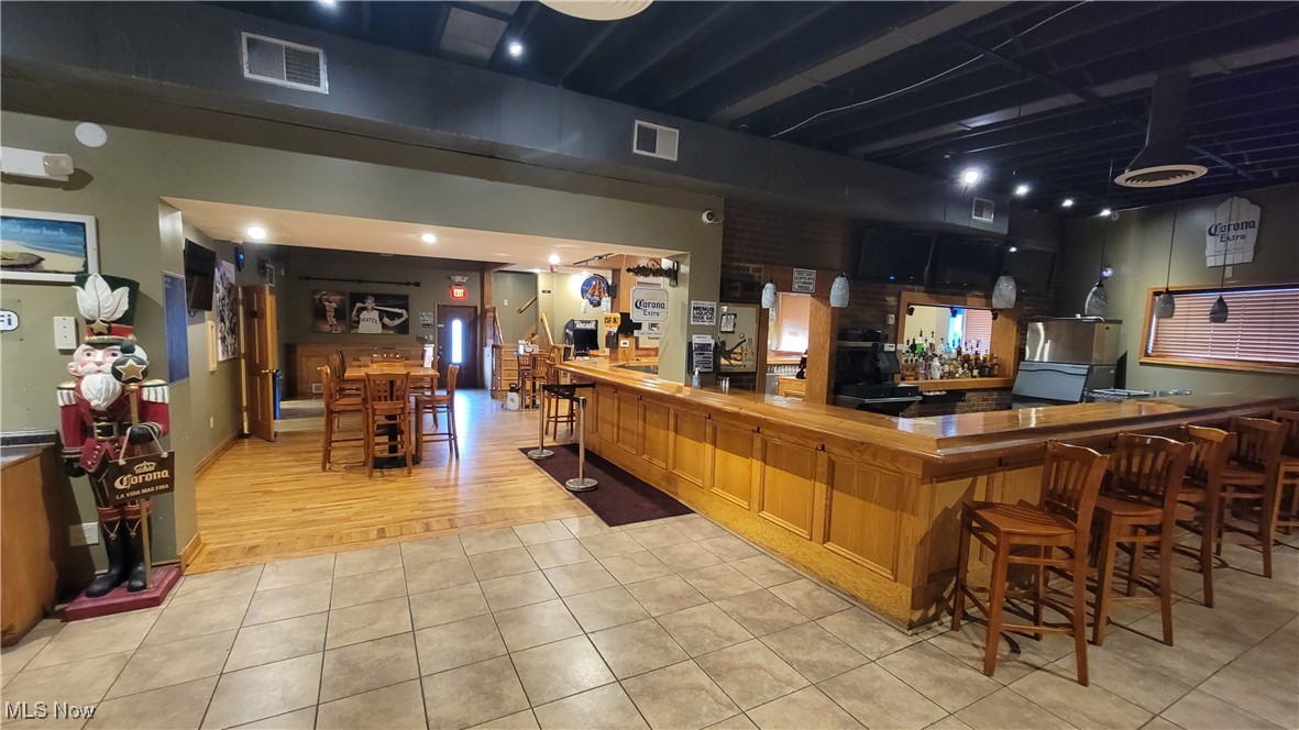 3463 Fulton Road Cleveland OH 44109