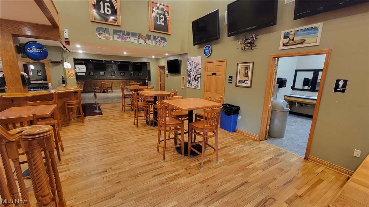 3463 Fulton Road Cleveland OH 44109