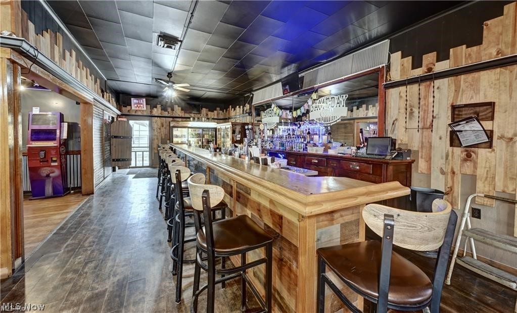 131 N Wooster Strasburg OH 44680