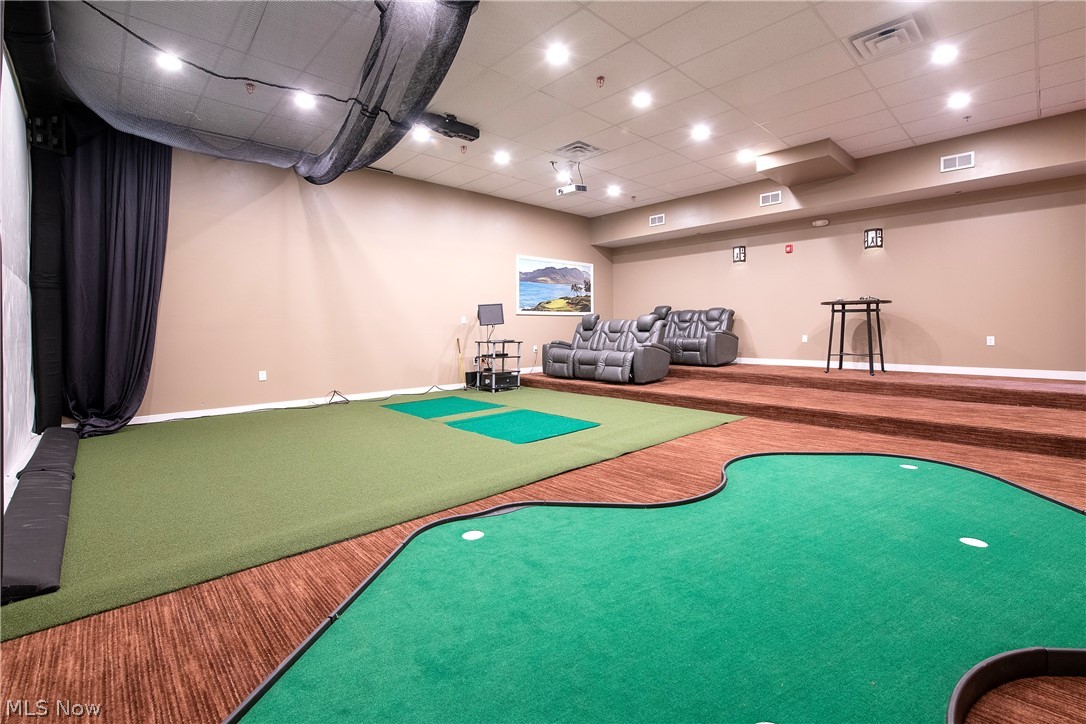 387 Golfview Lane Highland Heights OH 44143