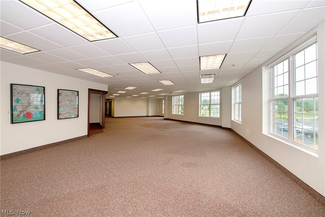 387 Golfview Lane Highland Heights OH 44143