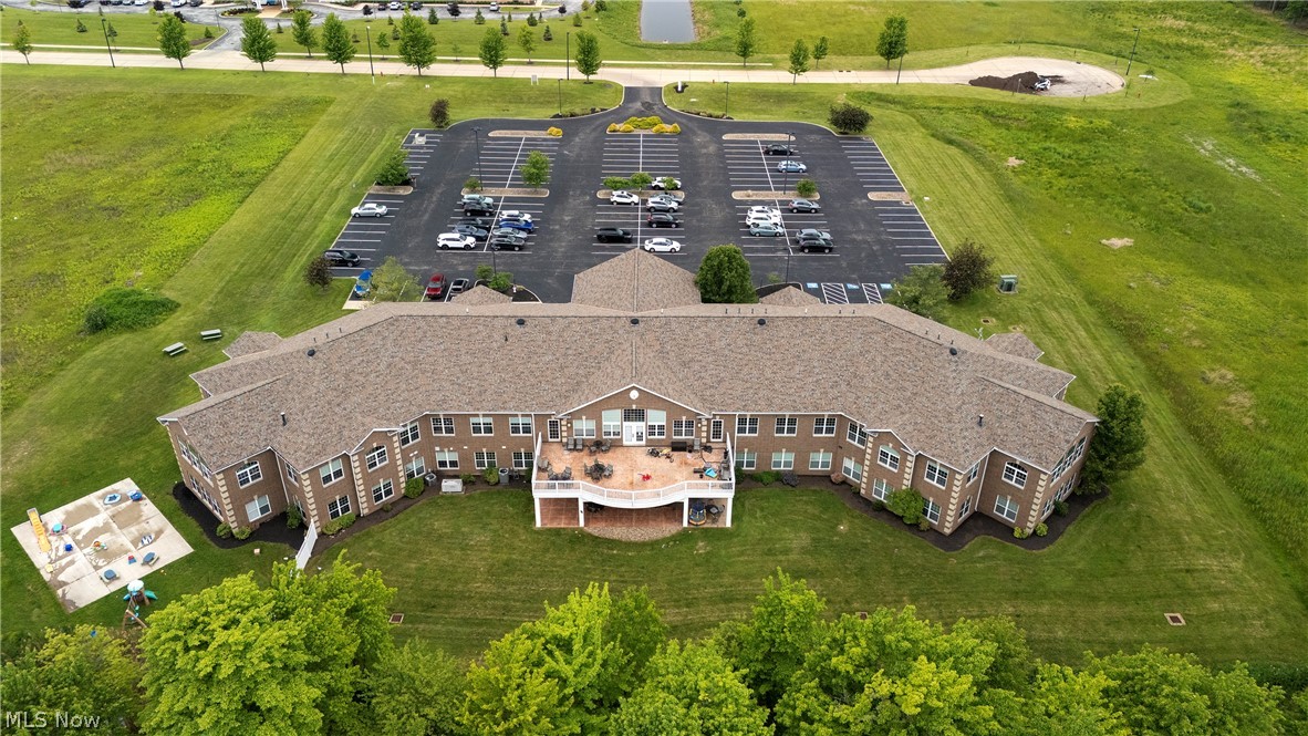 387 Golfview Lane Highland Heights OH 44143