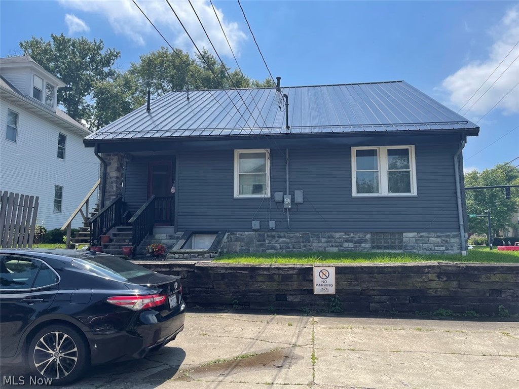 963 Adair Avenue Zanesville OH 43701