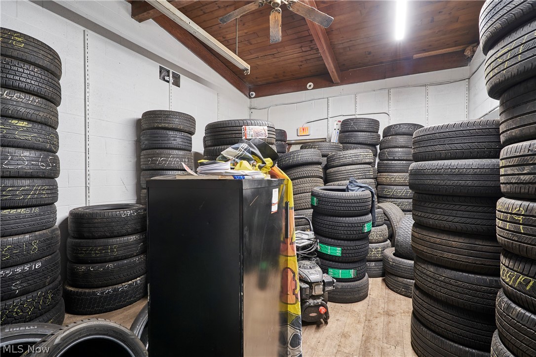 4925 Lee Road Cleveland OH 44128