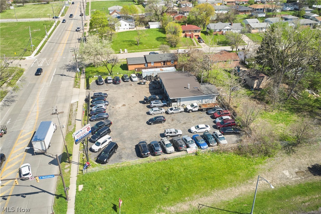 4925 Lee Road Cleveland OH 44128