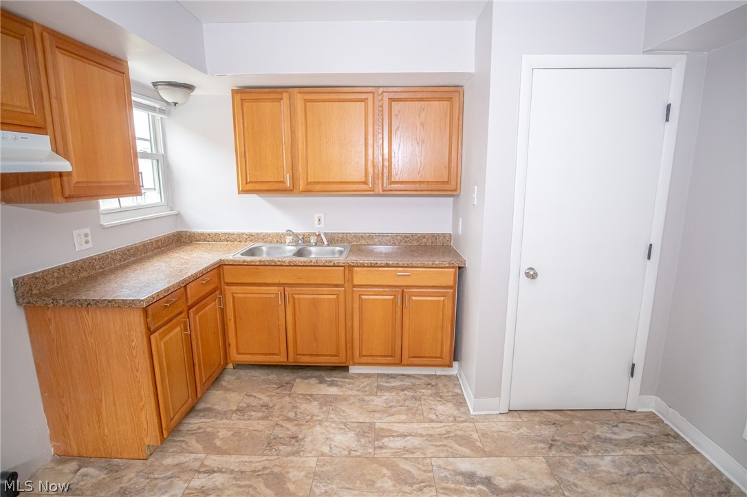 440 Zahn Drive Akron OH 44313