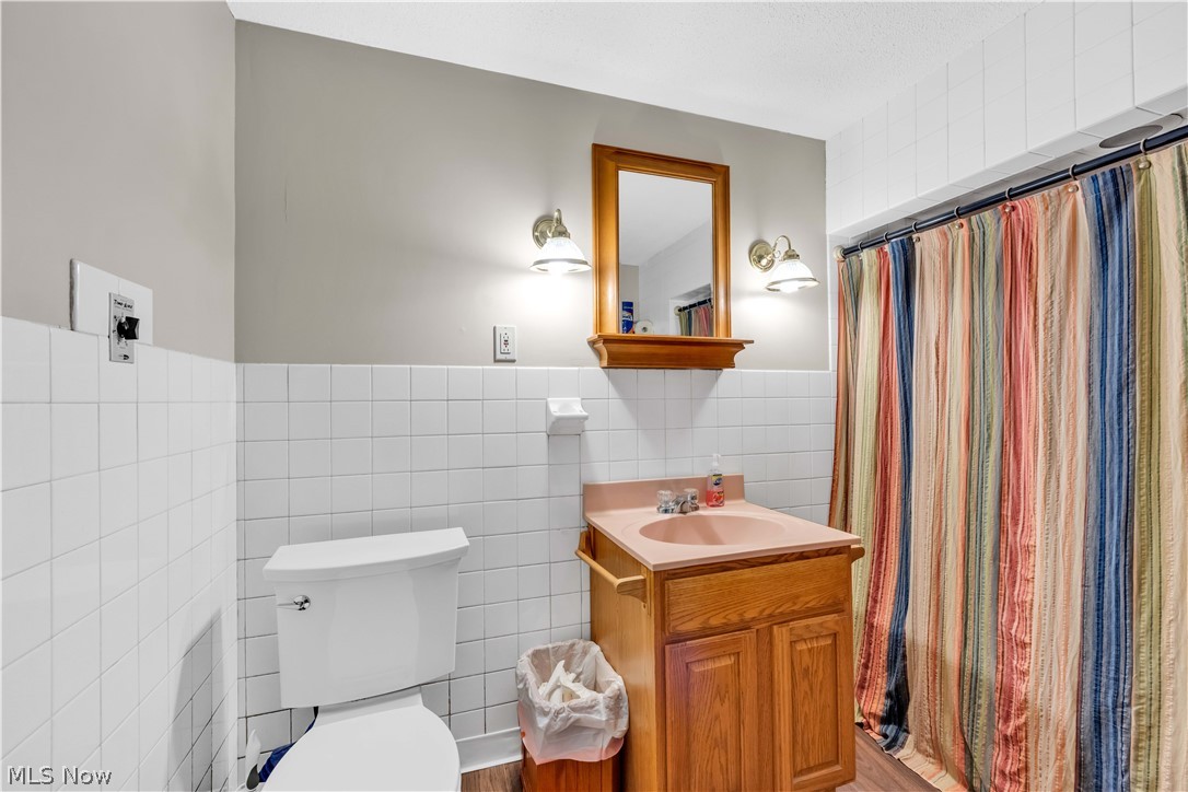 33565 Solon Road Solon OH 44139
