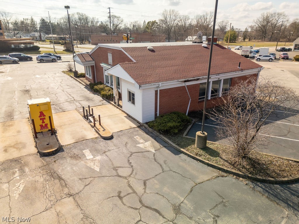 2911 Youngstown Road SE Warren OH 44484
